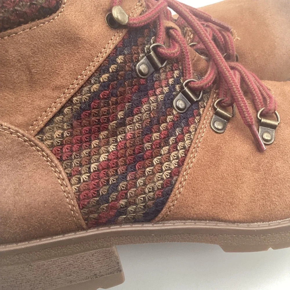 Mossimo Supply Co Women's Brown Faux Suede Knit Collar‎ Ankle Boots Size 11